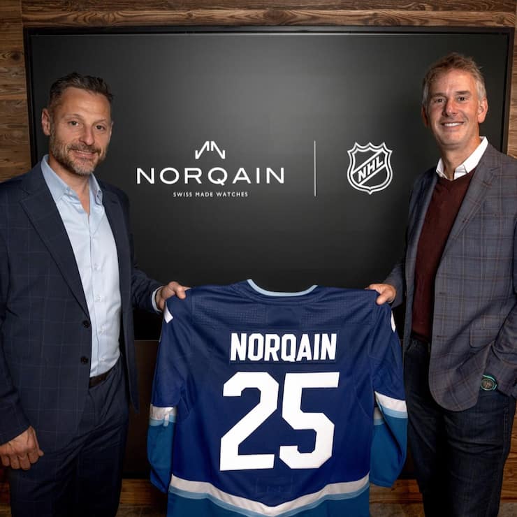 <p>Mark Streit (l.), ehemaliger Schweizer Eishockeyprofi, NHL-Pionier und Mitgründer von Norqain, mit Keith Wachtel, Präsident der NHL.</p>