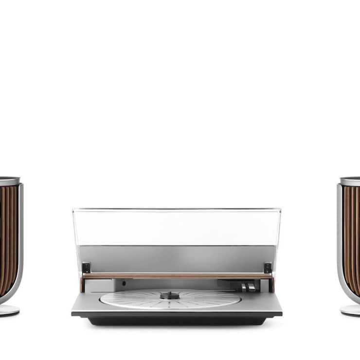 <p>Der Beosystem 3000c ist ein limitierter Plattenspieler mit modernen Stereolautsprechern.</p>