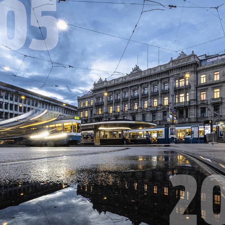 <p>Paradeplatz Zürich: Zwei Grossbankenrettungen und Boni-Exzesse befeuerten den Abstieg des Finanzplatzes – die Politik wendete sich ab.</p>