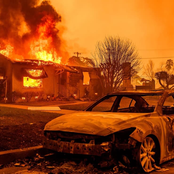 <p>Los Angeles</p><p>Den Bränden im Frühjahr dieses Jahres sind nach Schätzungen ­versicherte Werte von fast 40 Milliarden US-Dollar zum ­Opfer gefallen.</p>