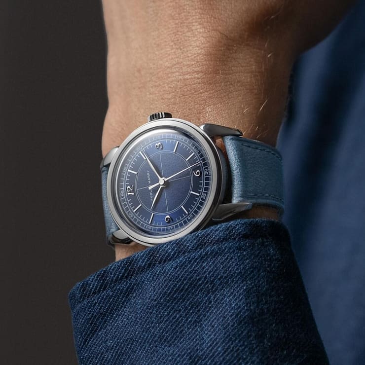 <p>Die neue Kollektion von Furlan Marri vereint klassisches Design mit moderner Technik – und hat Bandanstösse, die an Kuhhörner erinnern.</p>