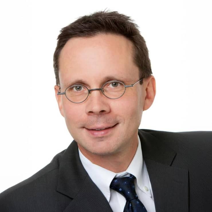 <p>Der St. Galler Richter Christian Winiger stellt sich mit dem Verbot der AT-1-Abschreibungen frontal gegen Finma-Präsidentin Marlene Amstad und Finanzministerin Karin Keller-Sutter.</p>