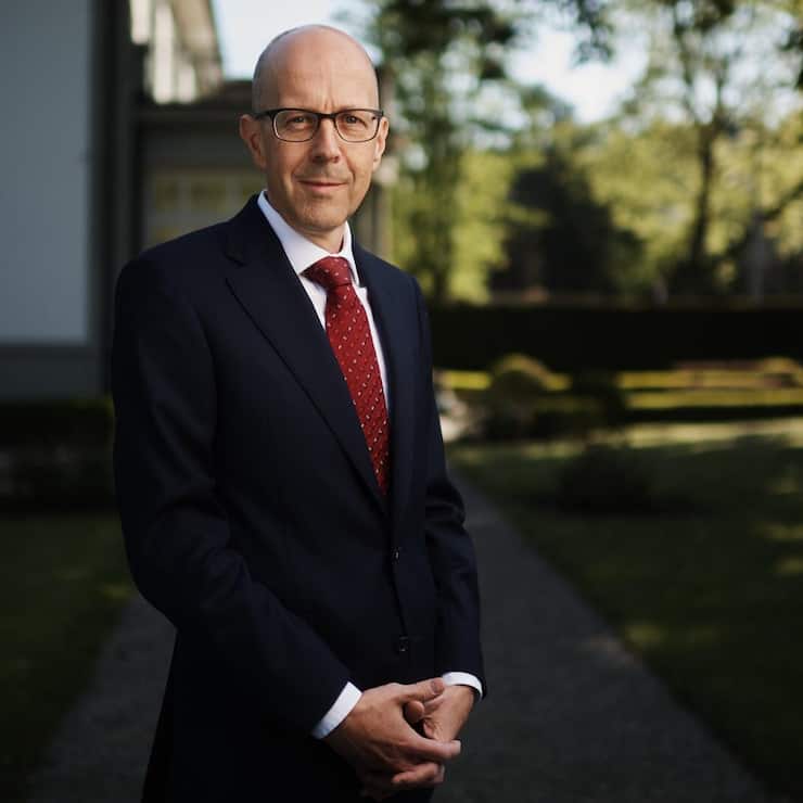 <p>Thomas Heller ist CIO der Frankfurter Bankgesellschaft Gruppe, der Privatbank der deutschen Sparkassen.</p>