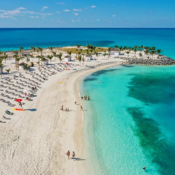<p>Die Insel Ocean Cay auf den Bahamas gehört dem Genfer Kreuzfahrtgiganten MSC.</p>