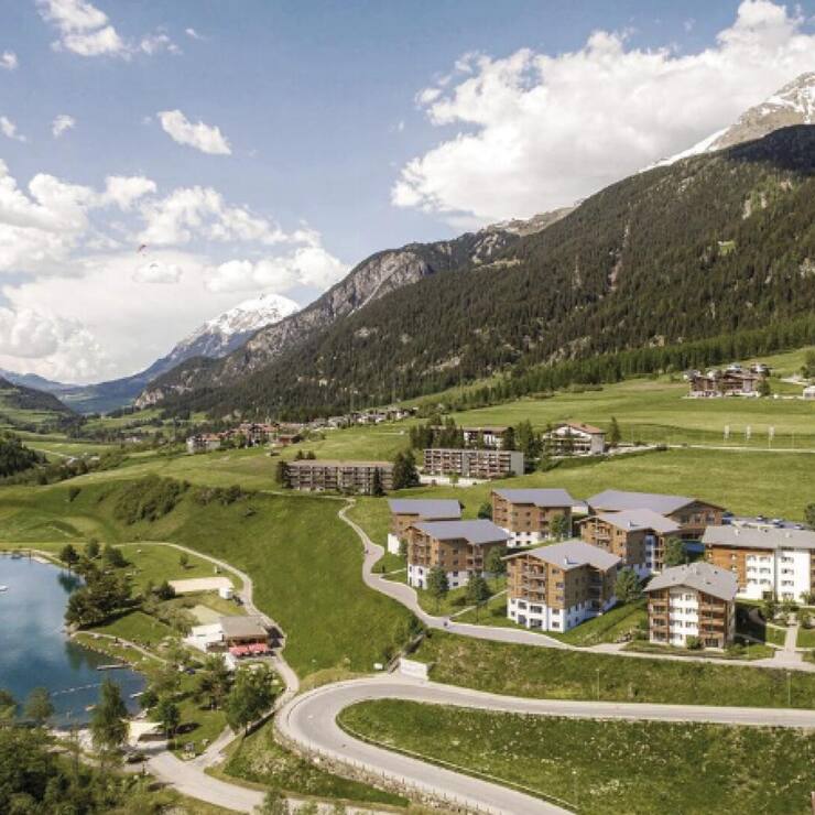 <p>Der Bau des Resort Viols (Bildmitte) in Savognin kann beginnen.</p>