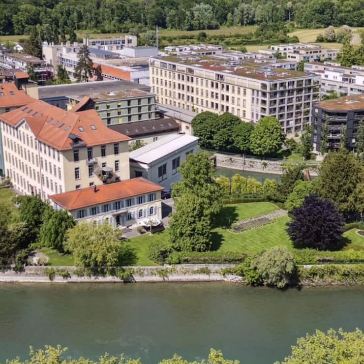 file81k5xynkg1e18eudjoq0