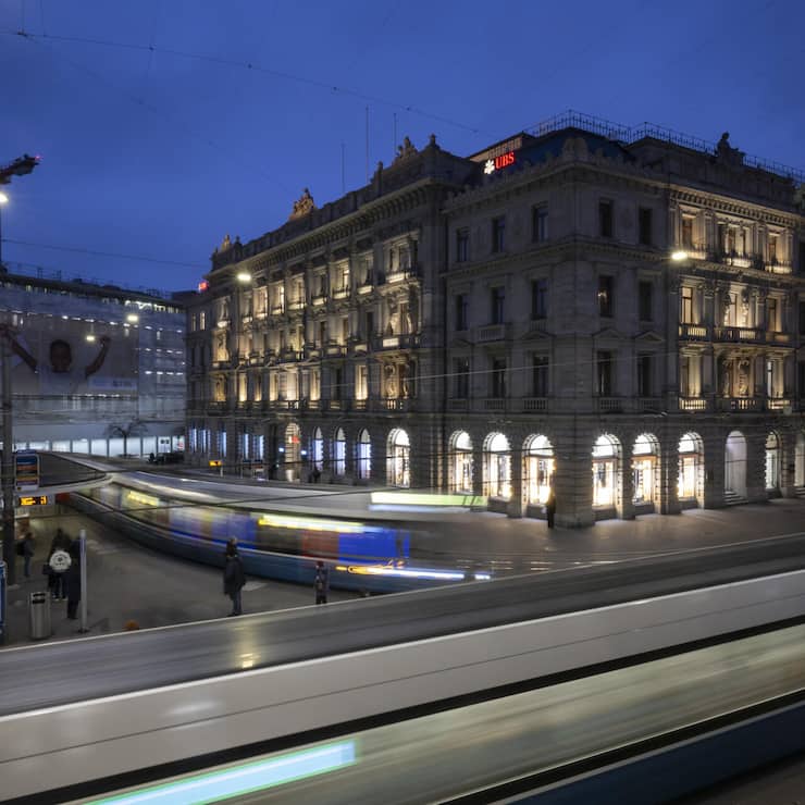 GROSSBANK, CREDIT SUISSE, CS, HAUPTSITZ,  UBS, CS, CREDIT SUISSE, LOGO,