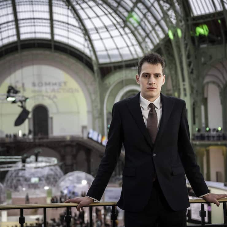 file83m3i6q6jfp1kbatzg7j