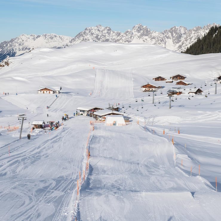 <p>Skifahrer profitieren in Kitzbühel neu von einer Schneegarantie.</p>