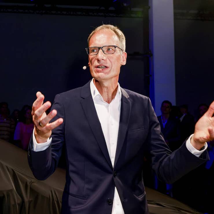 file82b4ox3vi8l8yp0ql9l