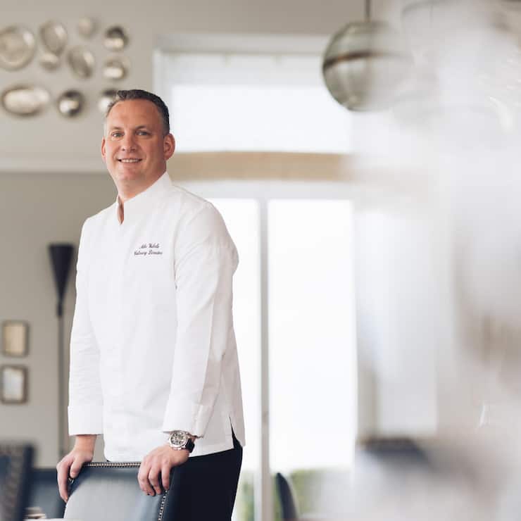<p>Mike Wehrle ist gastronomisches Mastermind der Bürgenstock Collection und aktuell von der BILANZ zum «Culinary Director des Jahres» gekürt.</p>