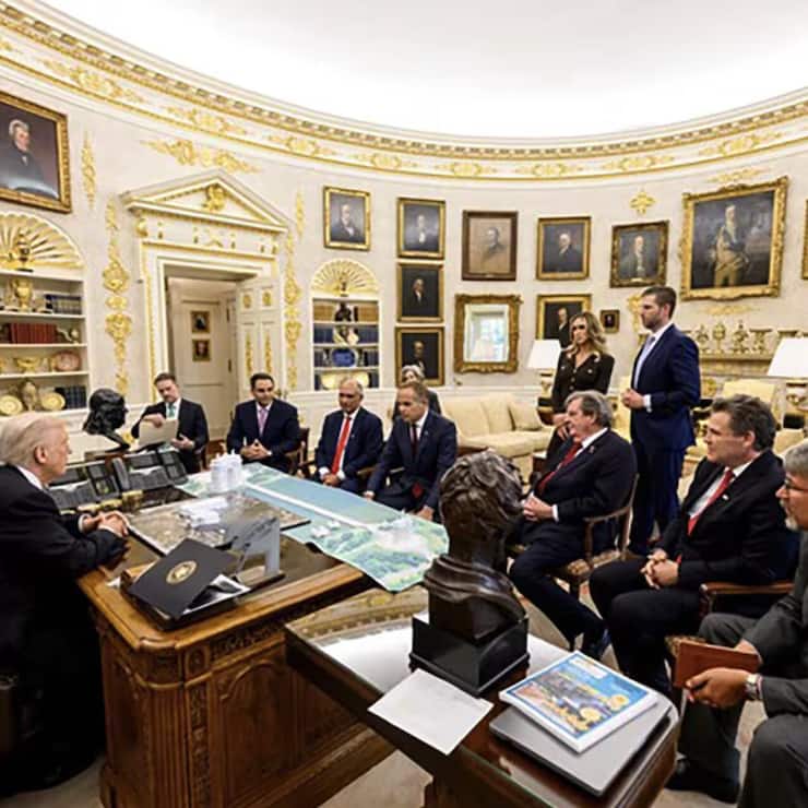 <p>Ringen um Zölle: Donald Trump und die sechs Schweizer im Oval Office.</p>