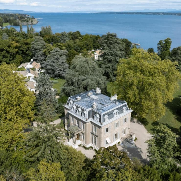 <p>Jetzt steht sie zum Verkauf: 1985 schrieb die Schweiz in der Villa Fleur d’Eau am Genfersee an der Weltgeschichte mit.</p>