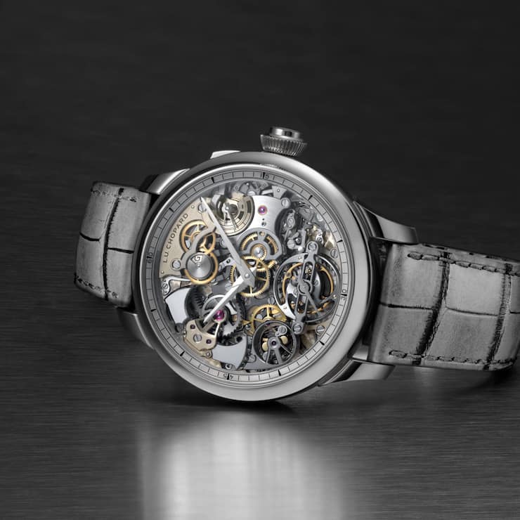 <p>Die L.U.C Grand Strike ist eine hochkomplexe Uhr mit Minutenrepetition und Saphirglas-Tonfedern. </p>