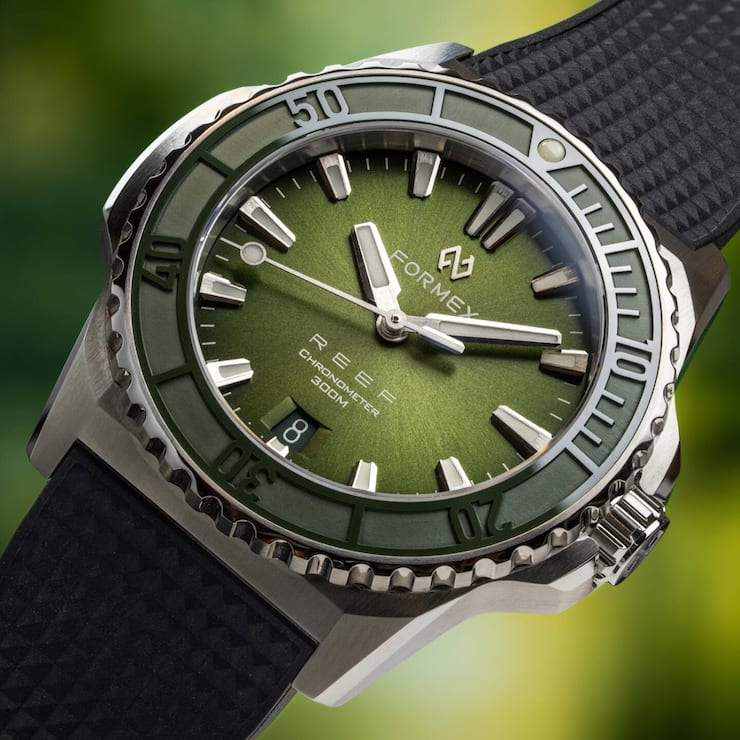 FORMEX Swiss Made Watches - Reef 39.5 mm Automatic COSC 300M - Green Dial.jpg
