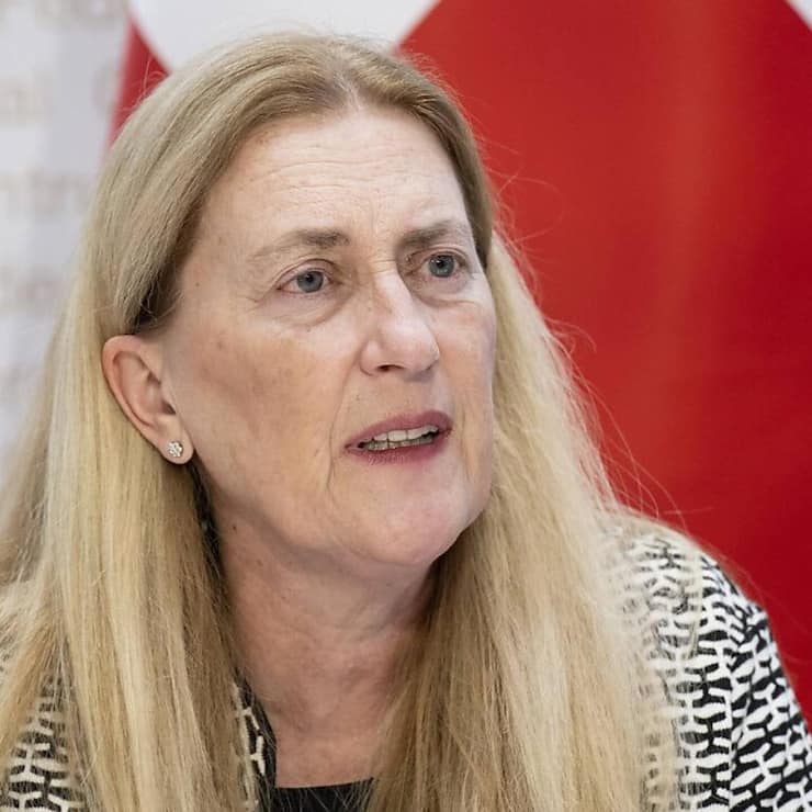 <p>Die Chefunterhändlerin der Schweiz im Zollstreit mit den USA, Helene Budliger. Sie ist Staatssekretärin für Wirtschaft.</p>