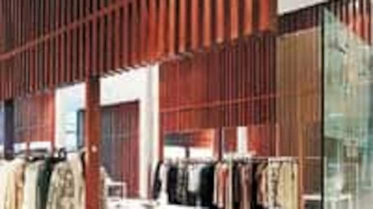 Welt von Gucci und Prada in Kuwait.
