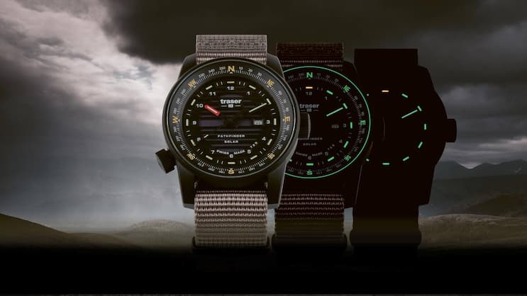 Die Stundenindizes der Uhr P68 Pathfinder Solar leuchten im Dunkeln.