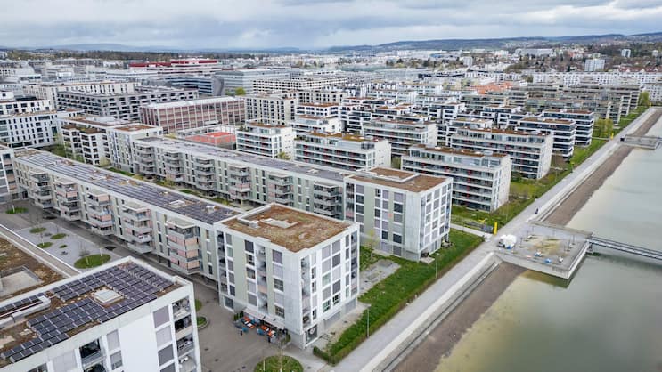 Glattpark in Opfikon: Die Miete belastet die Schweizer Haushalte immer stärker.