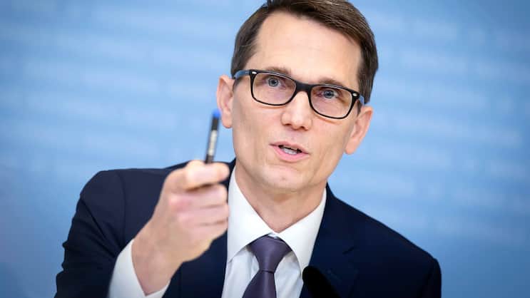 SNB-Chef Martin Schlegel: Negativzinsen blieben eine Option.