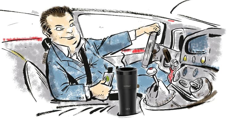 Im Crashtest: Wenn nötig kühlt oder wärmt der Mug den Inhalt auf die Wunschtemperatur.