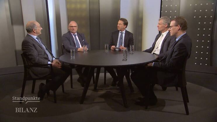 Talkrunde: Haig Simonia, Alfred Heer, Dirk Schütz, Heinz Karrer und Adrian Wüthrich (v.l.)