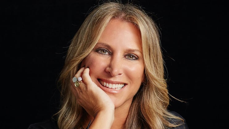Shelley Zalis bringt die Equality Lounge an die SXSW Conference in Austin, das Cannes Lions Festival, ans WEF in Davos und an jede grosse Konferenz der Welt.