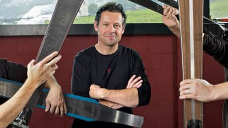Simon Jacomet, Chef der Edelskischmiede Zai in Disentis GR.
