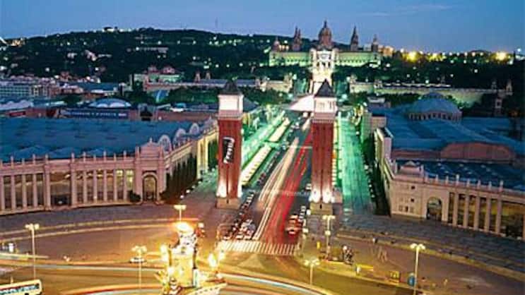 Das moderne Barcelona: Vor allem das Nachtleben in der Stadt ist legendär.