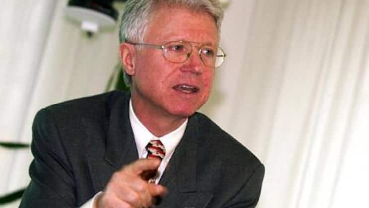 Hans-Dieter Vontobel, hier im Jahr 2001, amtet nun als Vizepräsident der Familienholding Vontrust.  (Bild: Keystone)