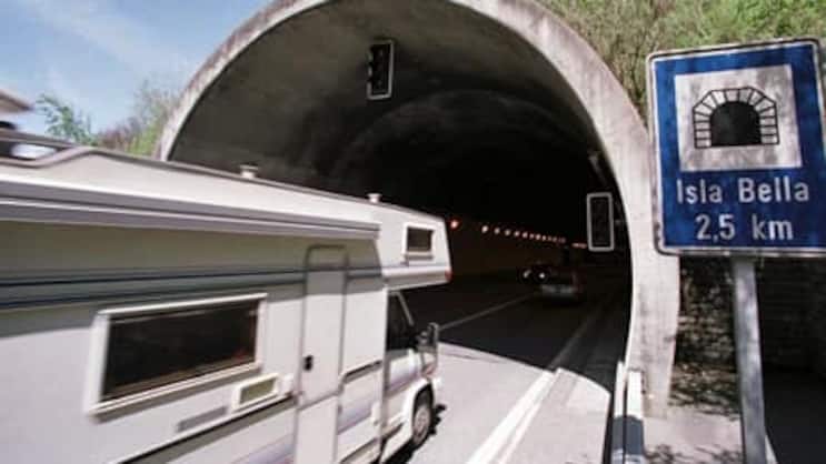Tunnel Isla Bella: Eine Fluchtröhre ist erst in Planung. (Bild: Keystone)