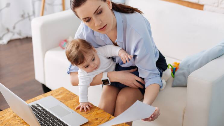 Die Vereinbarkeit von Familie und Karriere ist heute immer noch herausfordernd. Teilzeitarbeit ermöglicht Chancen für Frauen und Firmen.