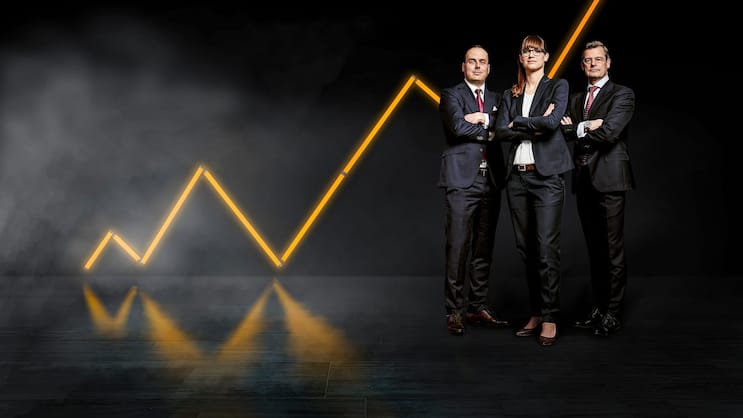 Gewinner: Timo Dainese (l.) Zugerberg Finanz sicherte sich die 60-Monats-Wertung. Erich Pfister von Oddo BHF lag über 36 Monate vorn, Sybille Wyss von Tareno siegte über 12 Monate.