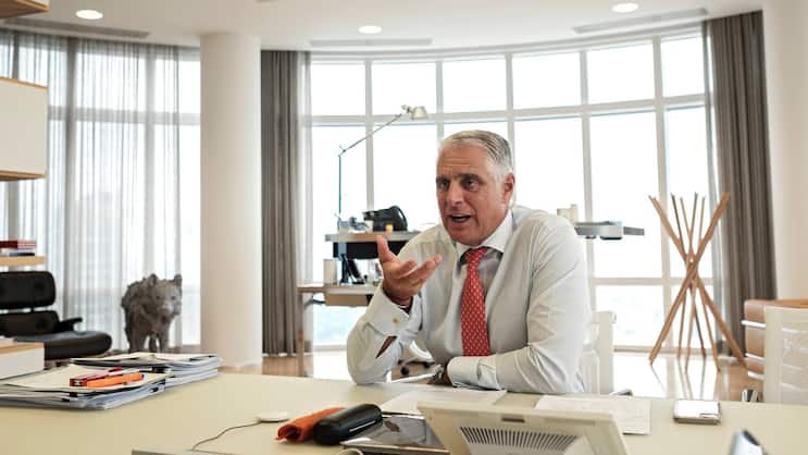 Andrea Orcel in seinem Büro im 38. Stock des Unicredit-Hauptsitzes in Mailand.