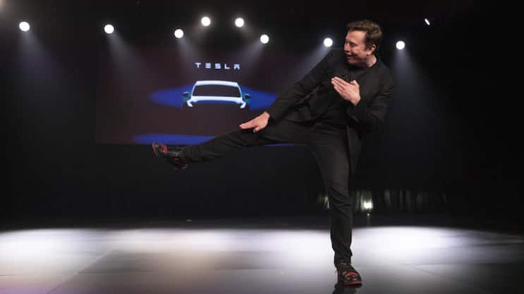 Crazy Rich People: Wer zu den Superreichen gehören will, kann Schweine mästen. So hat der chinesische Unternehmer Qin Yinglin angefangen, er ist heute 30 Milliarden Dollar schwer. Häufiger klappt es aber mit Tech-Projekten, wie sie Elon Musk (Bild) zu Reichtum gebracht haben.