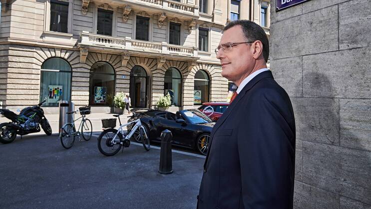 Seit SNB-Chef Thomas Jordan der EZB mit der ersten Zinserhöhung seit 2007 zuvorkam, kennt der Franken kein Halten mehr.