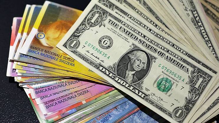 Franken_CHF_USD_Dollar_Devisen