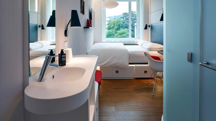 CitizenM