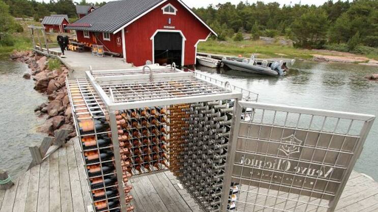 Veuve Clicquot hat insgesamt 350 neue Flaschen in der baltischen Ostsee versenkt. PR