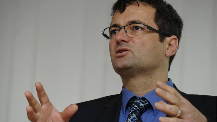 Rudolf Minsch empfiehlt den direkten Wechsel auf den Präsidentenstuhl Keystone