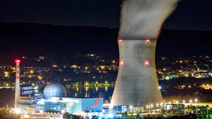 AKW Leibstadt: Schweizer Atomkraft wird Verlust von 500 Millionen pro Jahr einfahren.