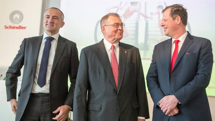 Starker Abgang: Alfred Schindler (m.) überlässt Silvio Napoli (r.) das Präsidium.