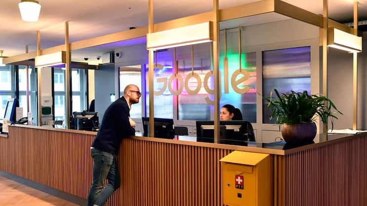 Google: Die «Zooglers» beziehen die Sihlpost.  Keystone