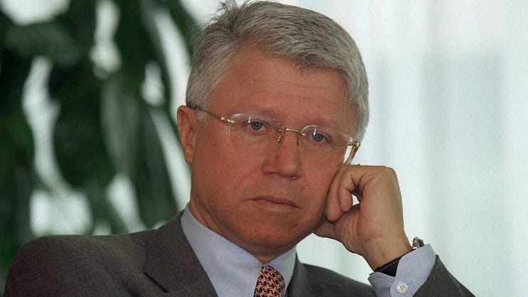 Hans-Dieter Vontobel als Banker 1997: Heute macht er sich als Weinproduzent einen Namen. KEY
