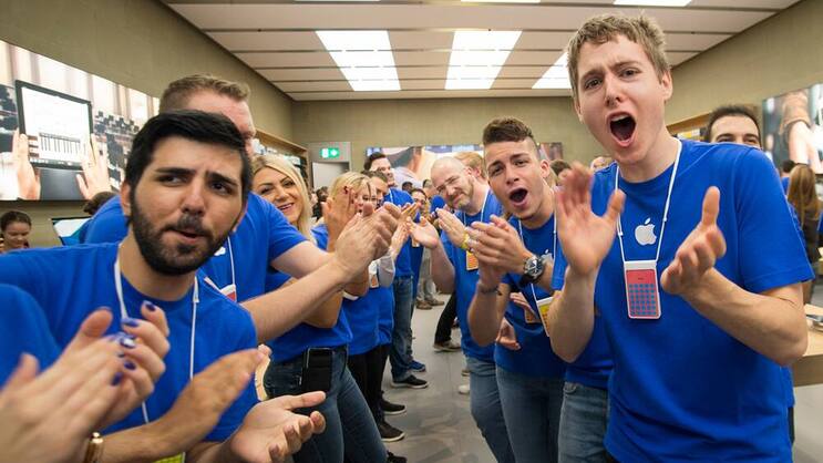 apple_eroffnung-basel.jpg