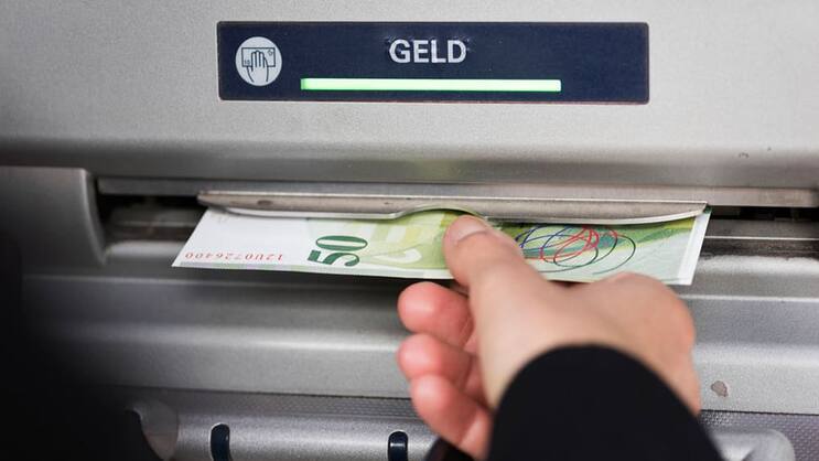 Geld: Freizügigkeitskonten bleiben künftig nicht mehr im Verborgenen. Keystone