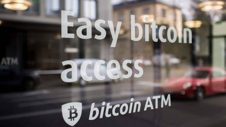 Bitcoin-ATM: Bei der Falcon Private Bank in Zürich können Bitcoin am Automaten gekauft werden.