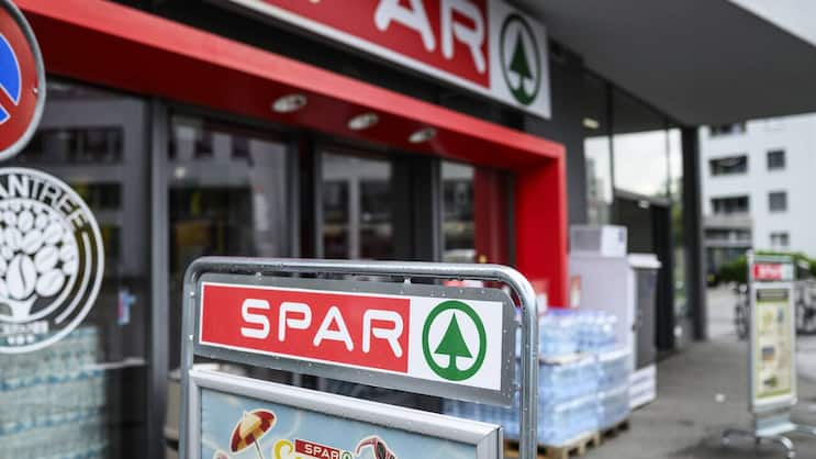 Spar-Filiale: Die Läden sind im Sandwich zwischen Grossverteilern und Discountern. Der neue Präsident und Mehrheitseigner Peter Weber will das Profil schärfen.