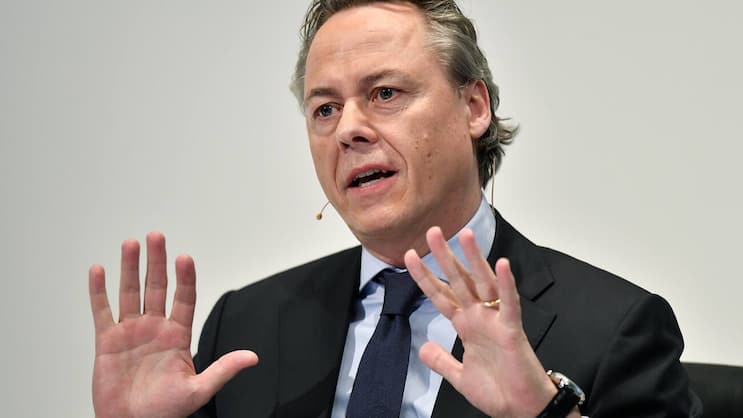 SCHWEIZ BANK UBS HAMERS