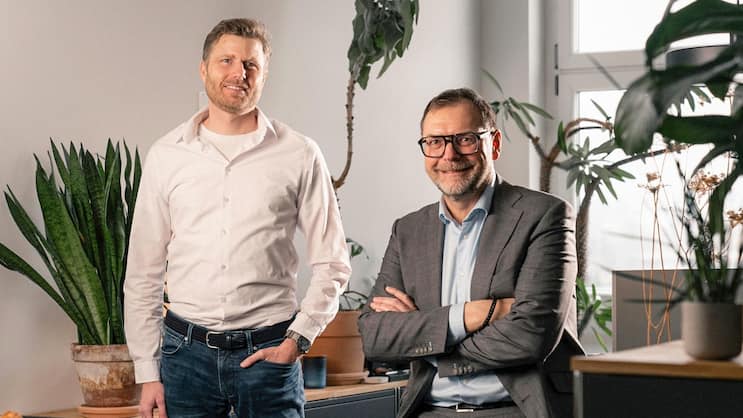 Zusammenarbeit: Lukas Streich (l.) und Jörg Beer wollen gemeinsam neue Zielgruppen erschliessen. Die Kundschaft profitiert von schnellerem Service und grösserer Auswahl.